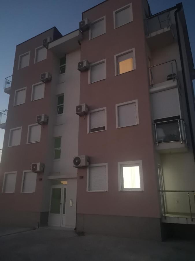 Apartmán Jednosoban Stan Zoja Podgorica Exteriér fotografie